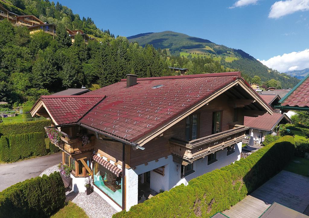 Hôtel Landhaus Schattbergblick à Viehhofen Extérieur photo